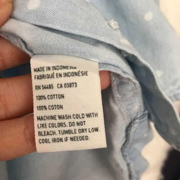 AMERICAN EAGLE Boyfriend Shirt Ombré Polka Dot Chambray Button‎ Down - Picture 4 of 4